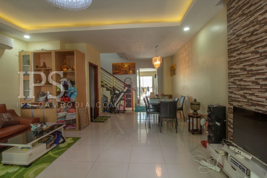 3 Bedroom Flat For Rent - Svay Dangkum, Siem Reap