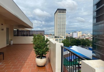 3 Bedroom Penthouse For Rent - Wat Phnom Penh, Phnom Penh thumbnail