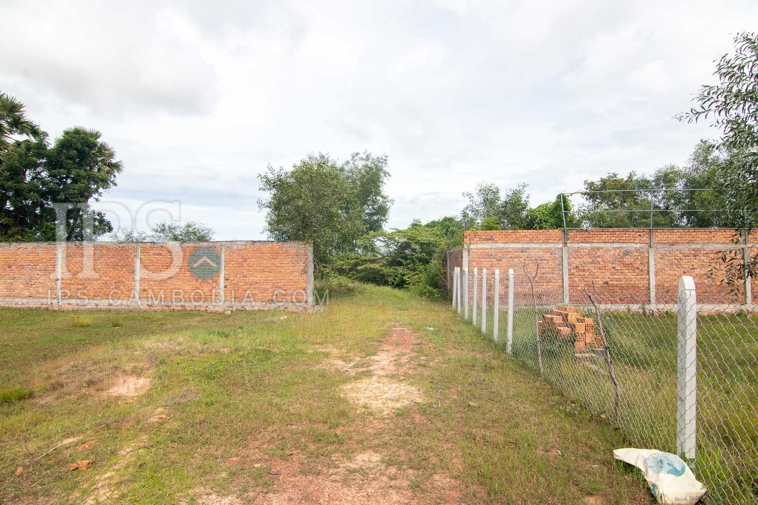 750 Sqm Land  For Sale - Road 60, Siem Reap - Image 2