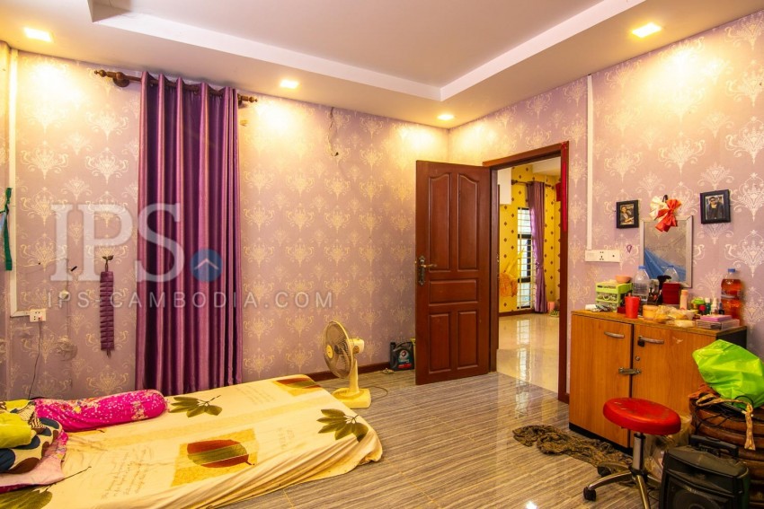 2 Bedroom House For Sale - Svay Dangkum, Siem Reap