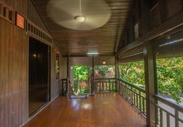 4 Bedroom Villa For Sale- Svay Dangkum, Siem Reap thumbnail