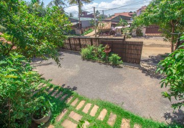 4 Bedroom Villa For Sale- Svay Dangkum, Siem Reap thumbnail