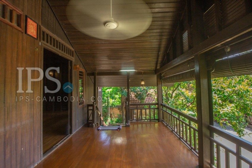 4 Bedroom Villa For Sale- Svay Dangkum, Siem Reap