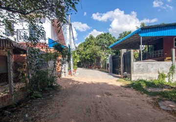 5 Bedroom House For Sale - Svay Dangkum, Siem Reap thumbnail