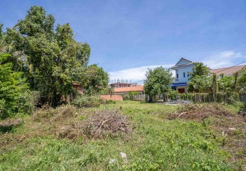 792 Sqm Land  For Sale - Night Market Area, Siem Reap thumbnail