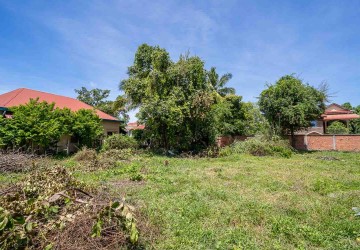 792 Sqm Land  For Sale - Night Market Area, Siem Reap thumbnail