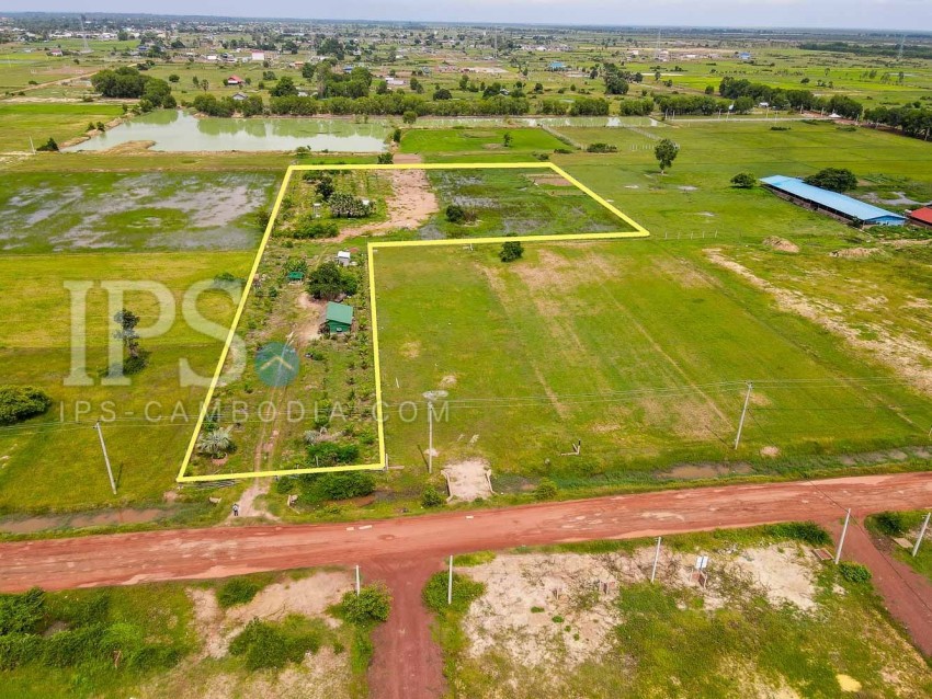   12000 Sqm Land For Sale - Chreav, Siem Reap