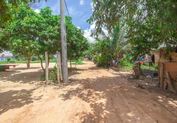 1200 Sqm Land  For Sale - Slor Kram, Siem Reap thumbnail