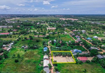 1200 Sqm Land  For Sale - Slor Kram, Siem Reap thumbnail