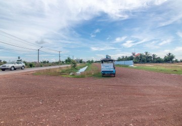 12800 Sqm Land For Sale - Sra Ngae, Siem Reap thumbnail