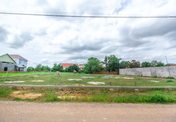 1,240 Sqm Land For Sale - Svay Thom, Siem Reap thumbnail