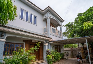 5 Bedroom House For Sale - Svay Dangkum, Siem Reap thumbnail