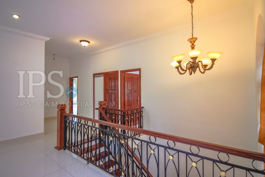 3 Bedroom Villa For Rent - Bassac Garden City, Tonle Bassac, Phnom Penh