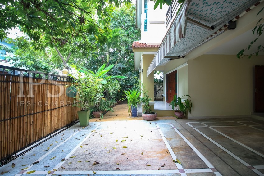 3 Bedroom Villa For Rent - Bassac Garden City, Tonle Bassac, Phnom Penh