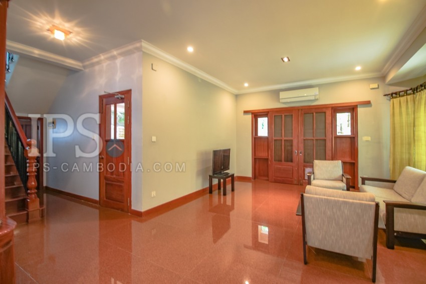 4 Bedroom Villa For Rent - Tonle Bassac, Phnom Penh