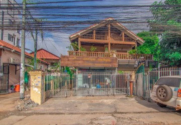 8 Bedroom Villa For Rent -  Svay Dangkum, Siem Reap thumbnail