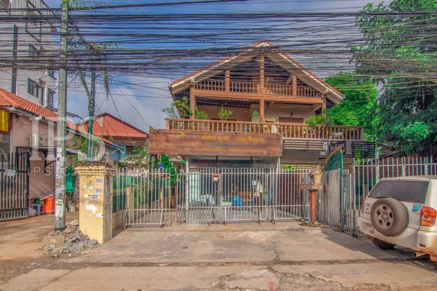 8 Bedroom Villa For Rent -  Svay Dangkum, Siem Reap