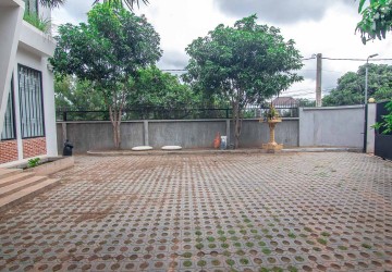 40sqm Office Space  For Rent - Slorkram, Siem Reap thumbnail