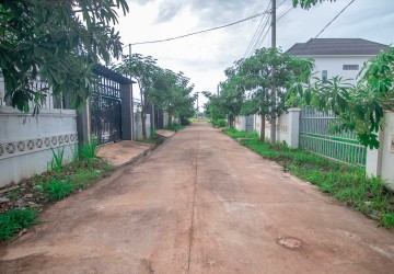 230 Sqm Land For Sale - Svay Dangkum, Siem Reap thumbnail