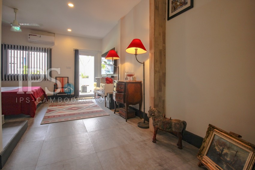 Duplex 2 Bedroom Renovated Apartment For Rent - 7 Makara, Phnom Penh