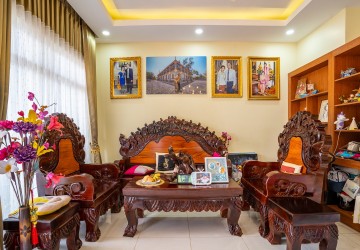 3 Bedroom House For Sale - Svay Dangkum, Siem Reap thumbnail