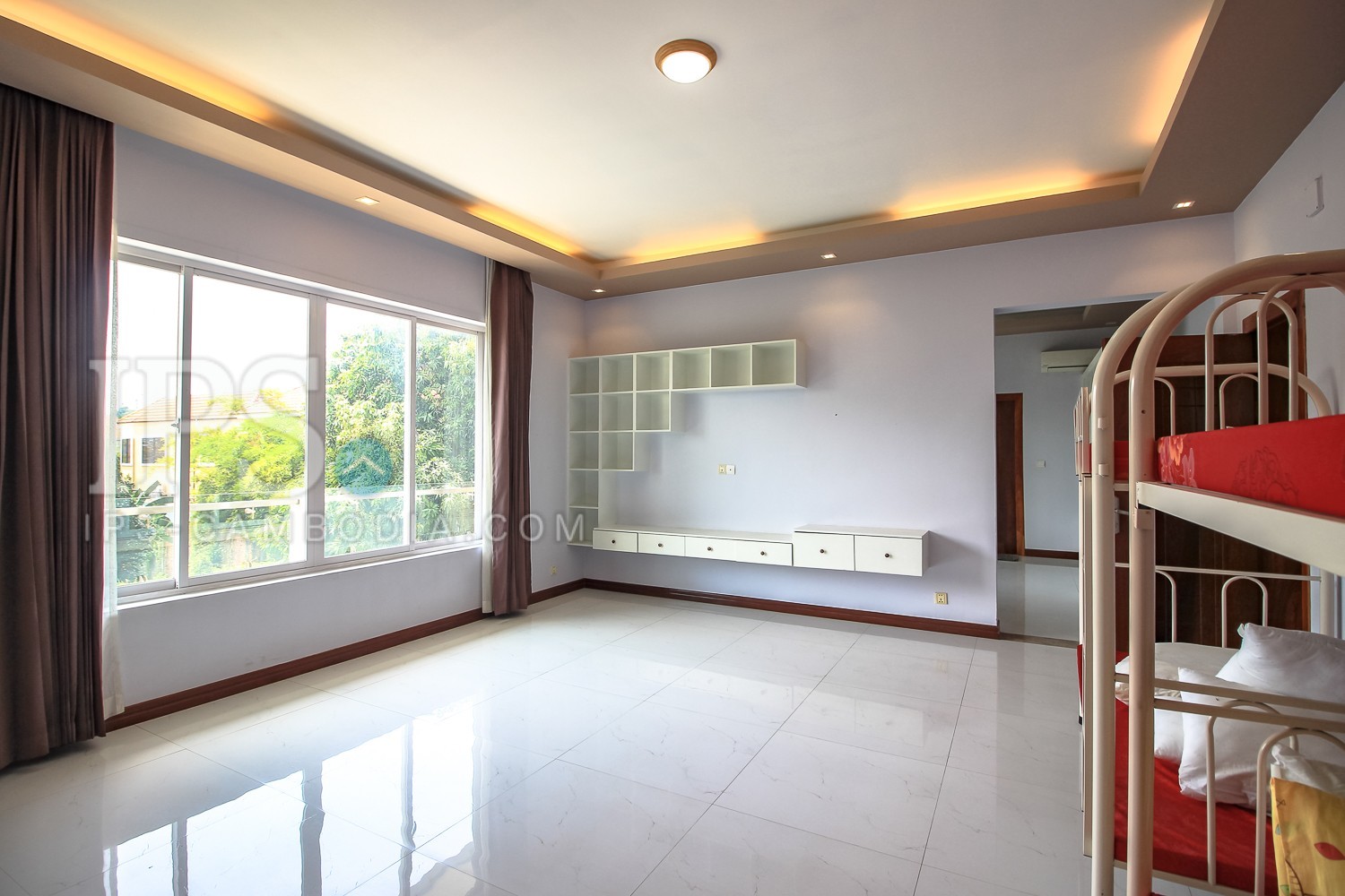 8 Bedroom Villa For Rent - Tonle Bassac, Phnom Penh - Image 13 8 Bedroom Villa For Rent - Tonle Bassac, Phnom Penh - Image 13