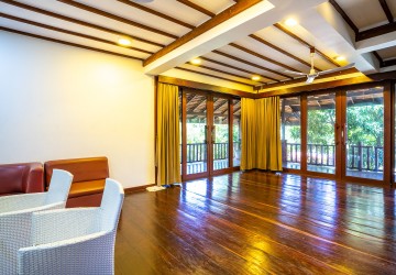 6 Bedroom Wooden Villa For Sale - Slor Kram, Siem Reap thumbnail