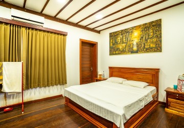 6 Bedroom Wooden Villa For Sale - Slor Kram, Siem Reap thumbnail