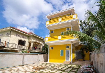 3 Bedroom Villa For Rent - Night Market Area, Siem Reap thumbnail