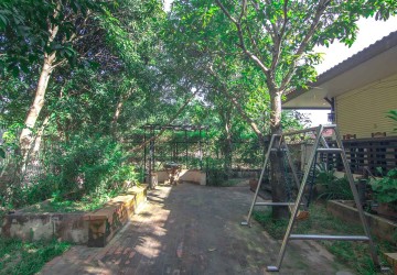 2 Bedroom Villa For Rent - Slor Kram, Siem Reap thumbnail