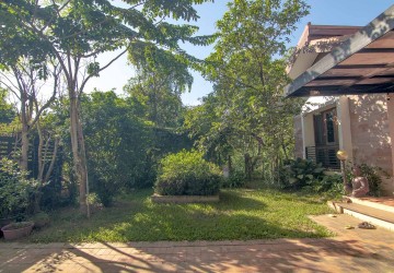 2 Bedroom Villa For Rent - Slor Kram, Siem Reap thumbnail