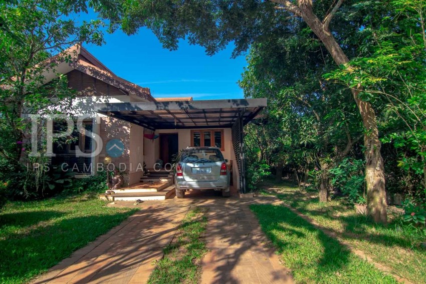 2 Bedroom Villa For Rent - Slor Kram, Siem Reap