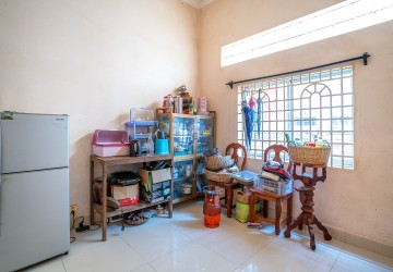 3 Bedroom House For Sale - Sala Kamreuk, Siem Reap thumbnail