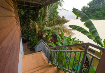 3 Bedroom House For Rent - Sala Kamreuk, Siem Reap thumbnail