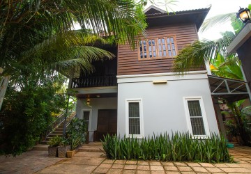 3 Bedroom House For Rent - Sala Kamreuk, Siem Reap thumbnail