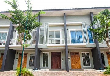 2 Bedroom Flat For Sale - Svay Dangkum, Siem Reap thumbnail