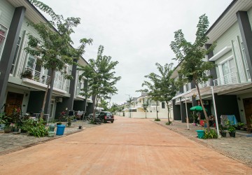 4 Bedroom Flat For Sale - Svay Dangkum, Siem Reap thumbnail