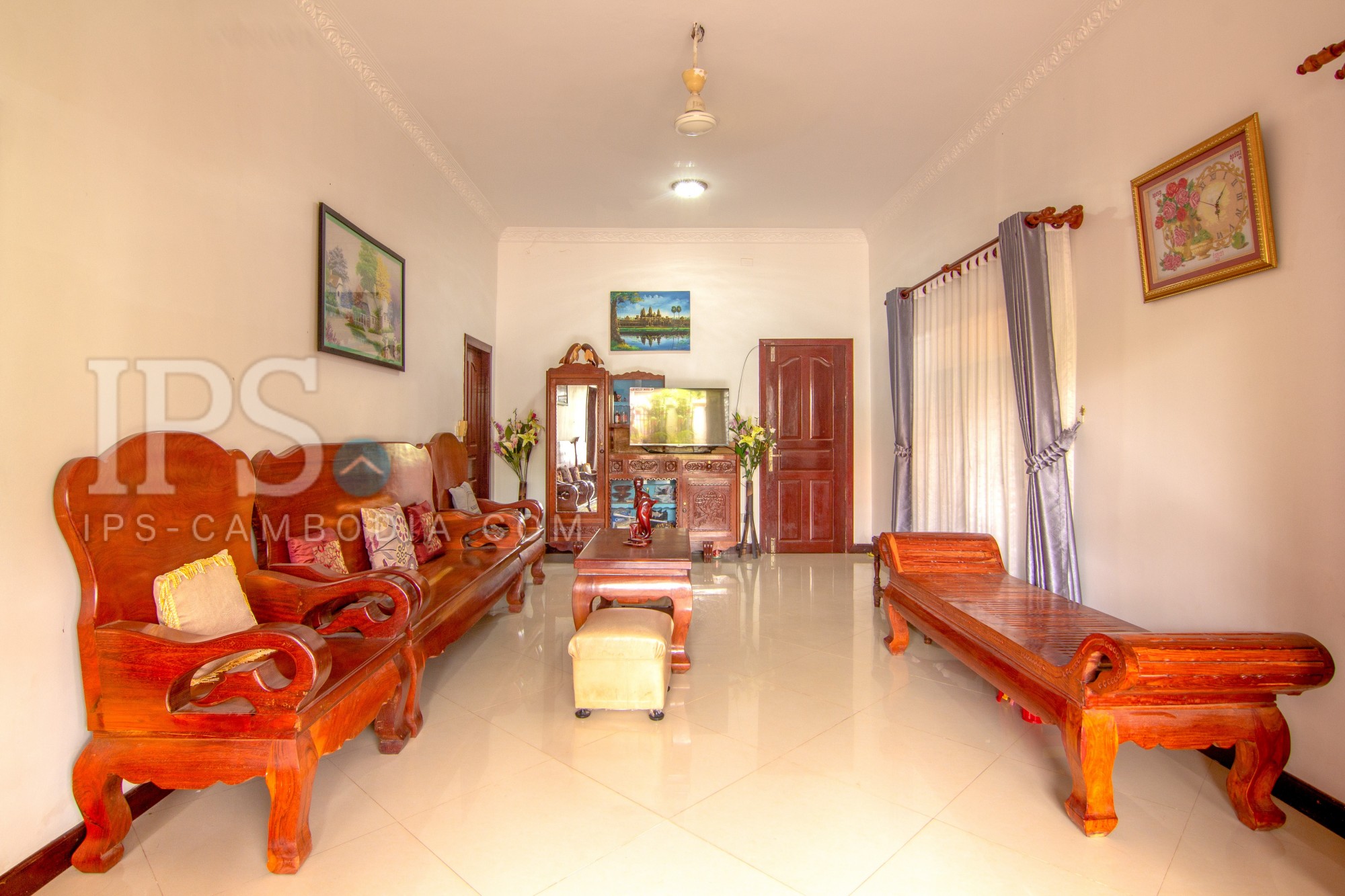 4 Bedroom House  For Rent - Svay Dangkum, Siem Reap - Image 2