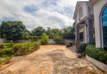 2 Bedroom House For Rent - Kouk Chak, Siem Reap thumbnail