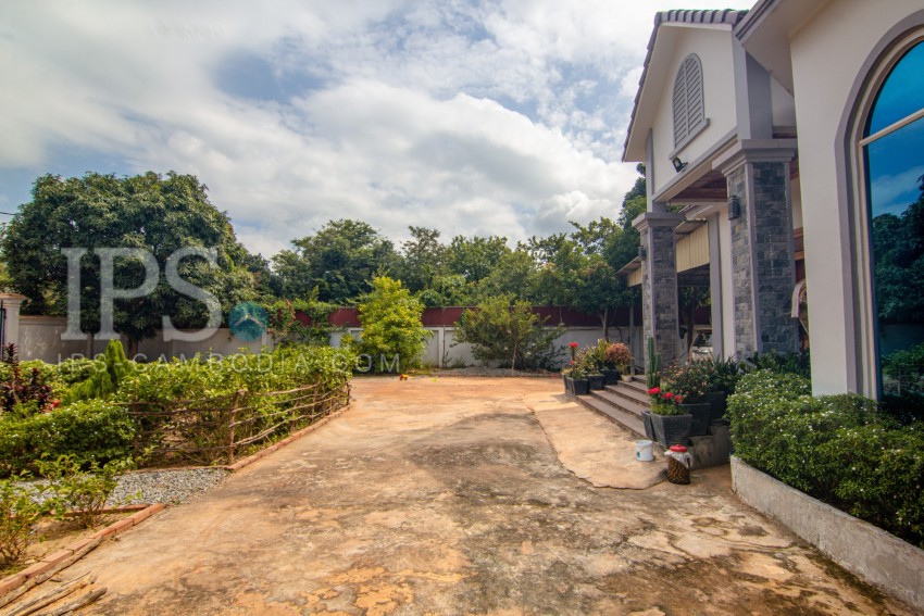 2 Bedroom House For Rent - Kouk Chak, Siem Reap