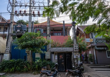 542 Sqm Commercial Building For Sale - Old MarketPub Street, Siem Reap thumbnail