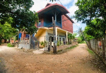 2 Bedroom House For Sale - Svay Dangkum, Siem Reap thumbnail