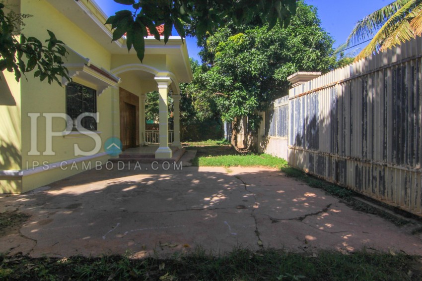 3 Bedroom House For Rent - Svay Dangkum, Siem Reap