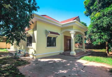 3 Bedroom House For Rent - Svay Dangkum, Siem Reap thumbnail