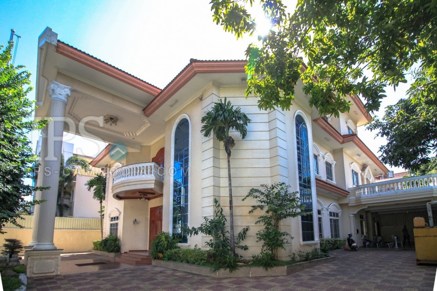11 Room Commercial Villa For Rent - Daun Penh, Phnom Penh