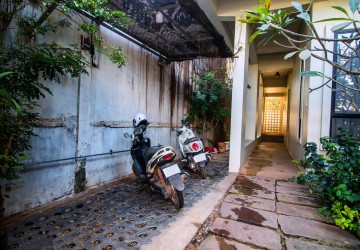 1 Bedroom Apartment For Rent - Sala Kamreuk, Siem Reap thumbnail