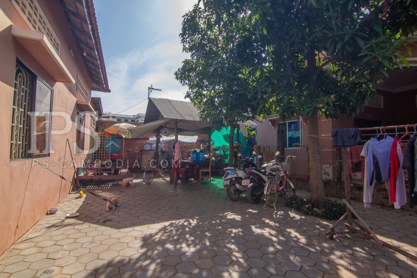 2 Bedroom House For Sale - Svay Dangkum, Siem Reap