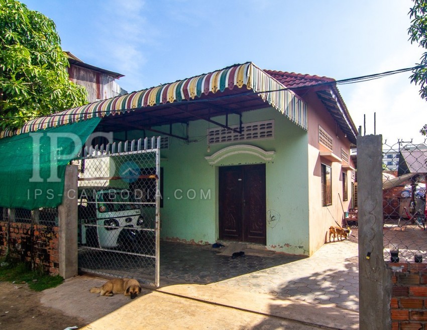 2 Bedroom House For Sale - Svay Dangkum, Siem Reap