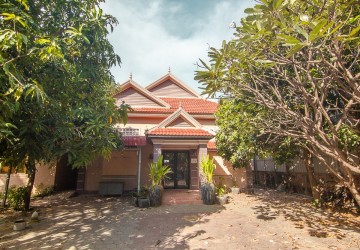 3 Bedroom House For Sale - Svay Dangkum, Siem Reap thumbnail