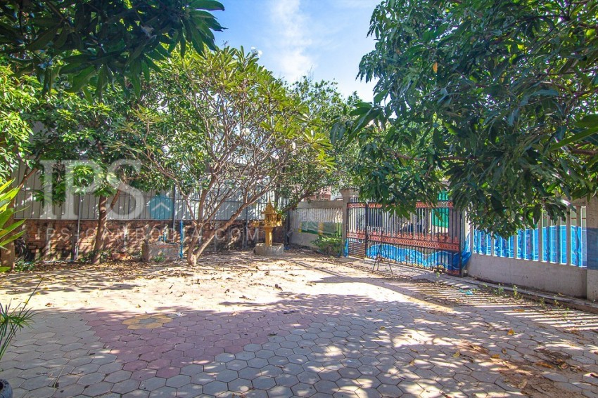 3 Bedroom House For Sale - Svay Dangkum, Siem Reap